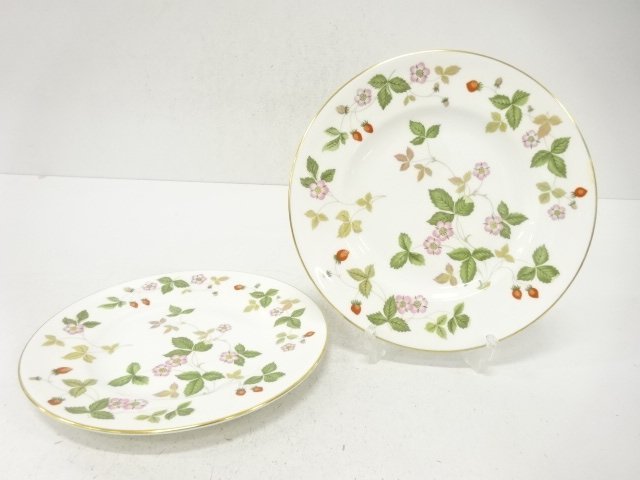 Pottery & Ceramics